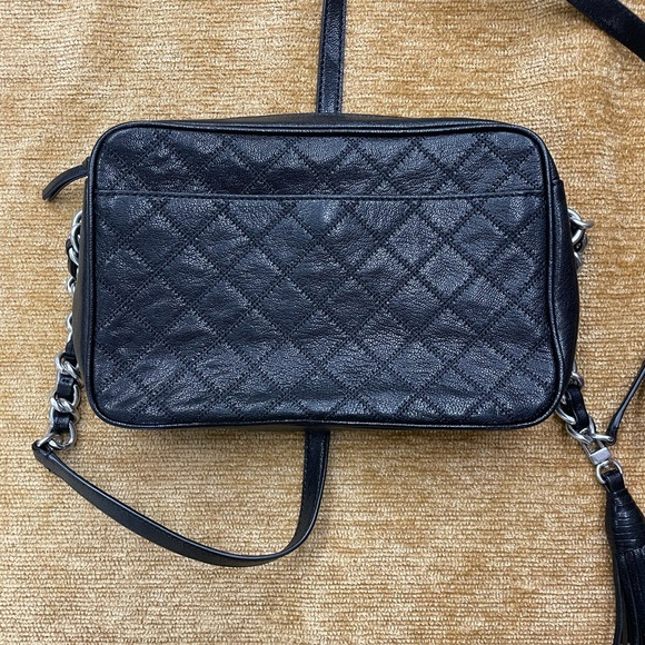 Tory Burch small black leather cross body bag with adjustable strap - Picture 7 of 12